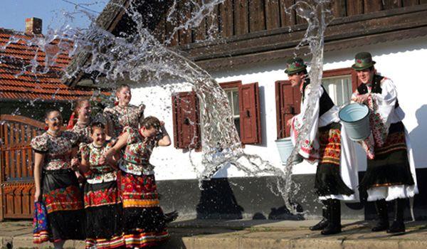Easter Traditions and Customs in Transylvania