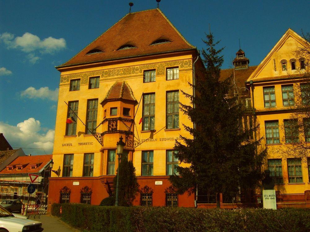 The "Stephan Ludwig Roth" High School in Mediaș: a history of over 400 years