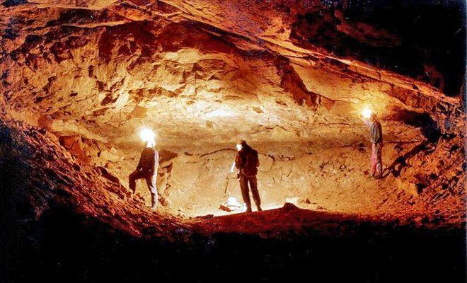 The Tăușoarelor Spring Cave