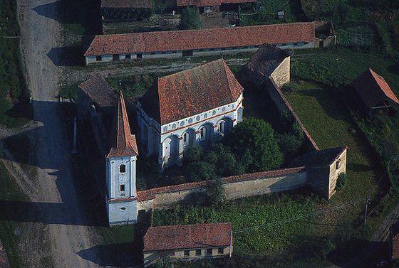 The fortified church in Cloasterf, one of the few with a defensive upper floor.